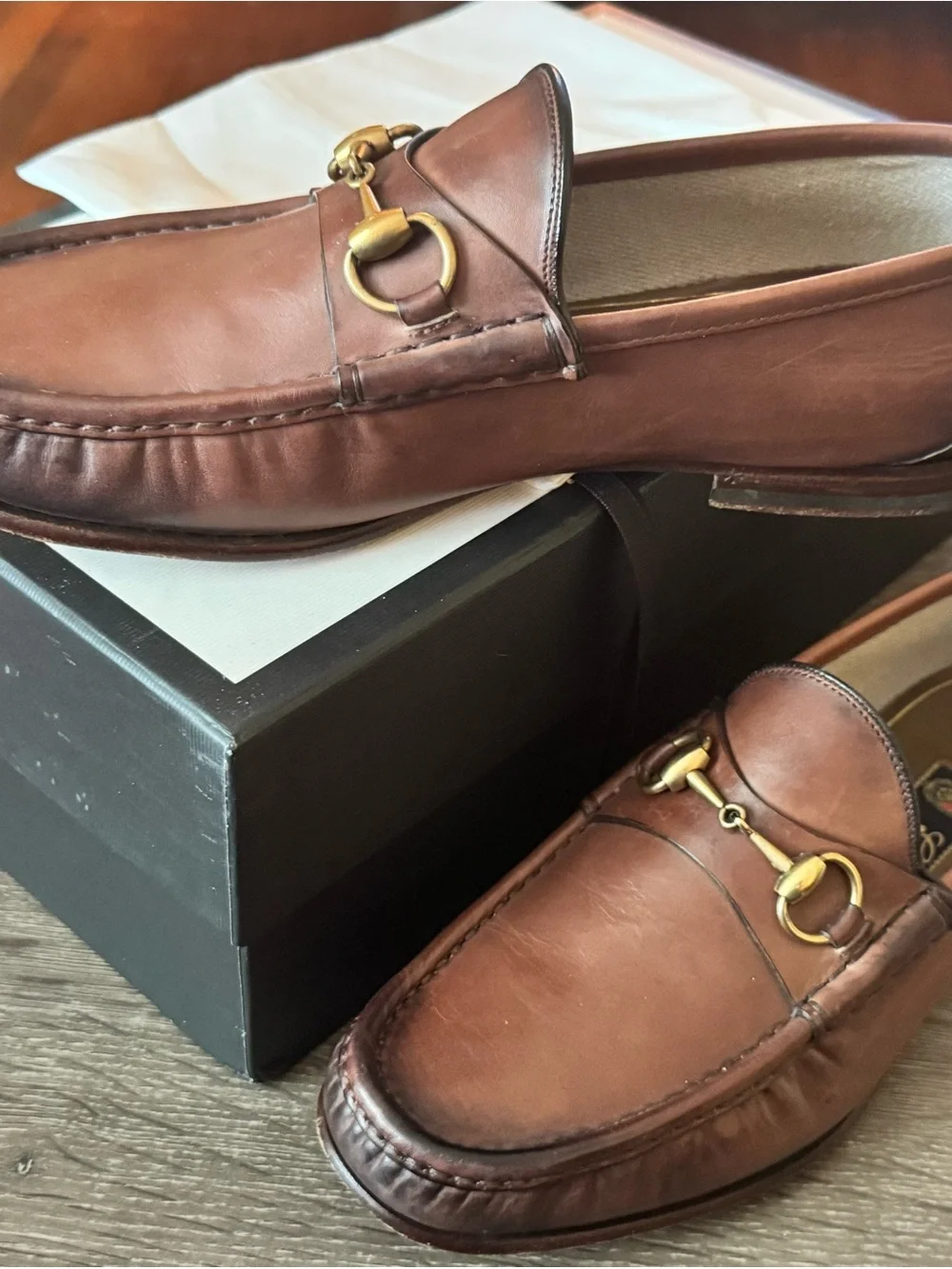 Gucci Men's Brown Leather Horsebit Loafers with Gold Hardware
